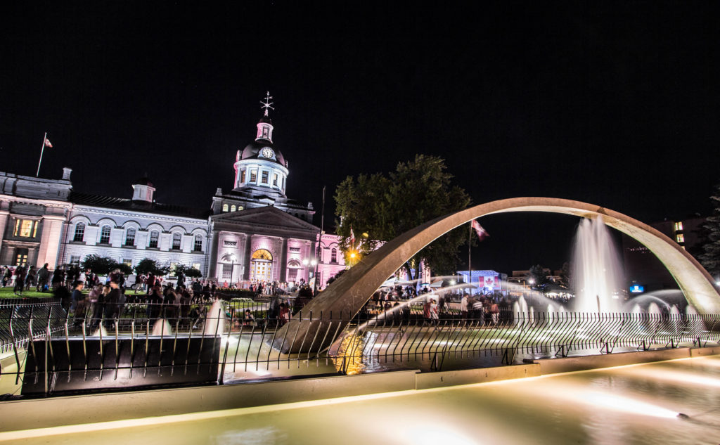 Le City Hall de nuit
