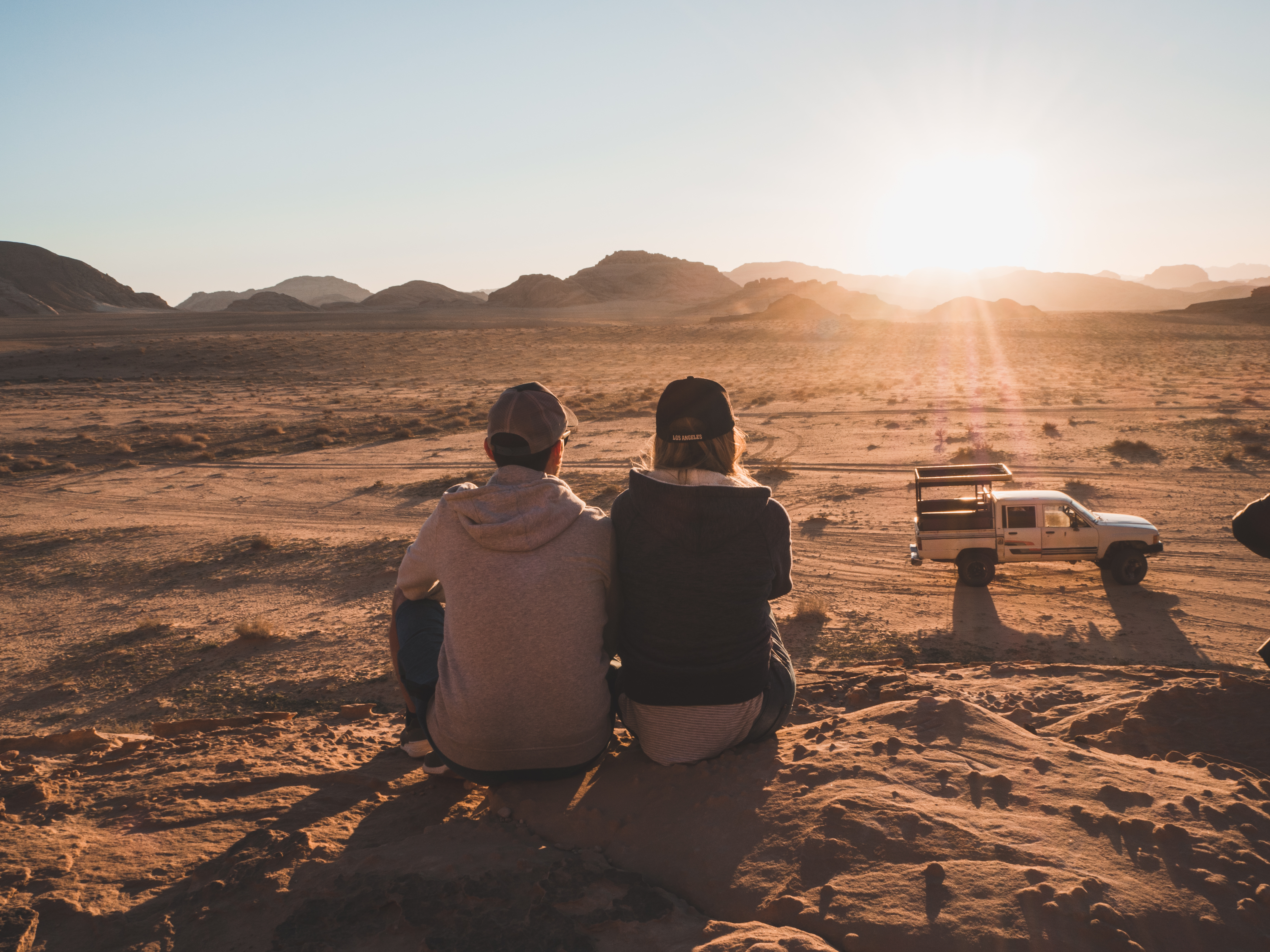 Coucher de soleil dans le Wadi Rum -  Préparer son road trip en Jordanie